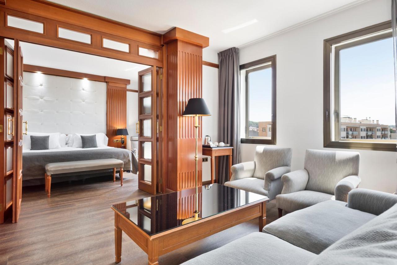 Cmc Hotel 4*